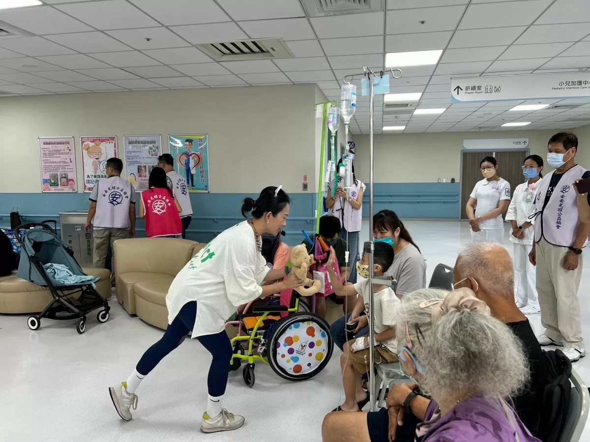 🌱新竹市安安光矅公益協會與獅子會舉辦「發現瑜珈小精靈」活動,讓住院兒童享受身心靈放鬆🌱 🌱新竹市安安光矅公益協會與獅子會舉辦「發現瑜珈小精靈」活動,讓住院兒童享受身心靈放鬆🌱