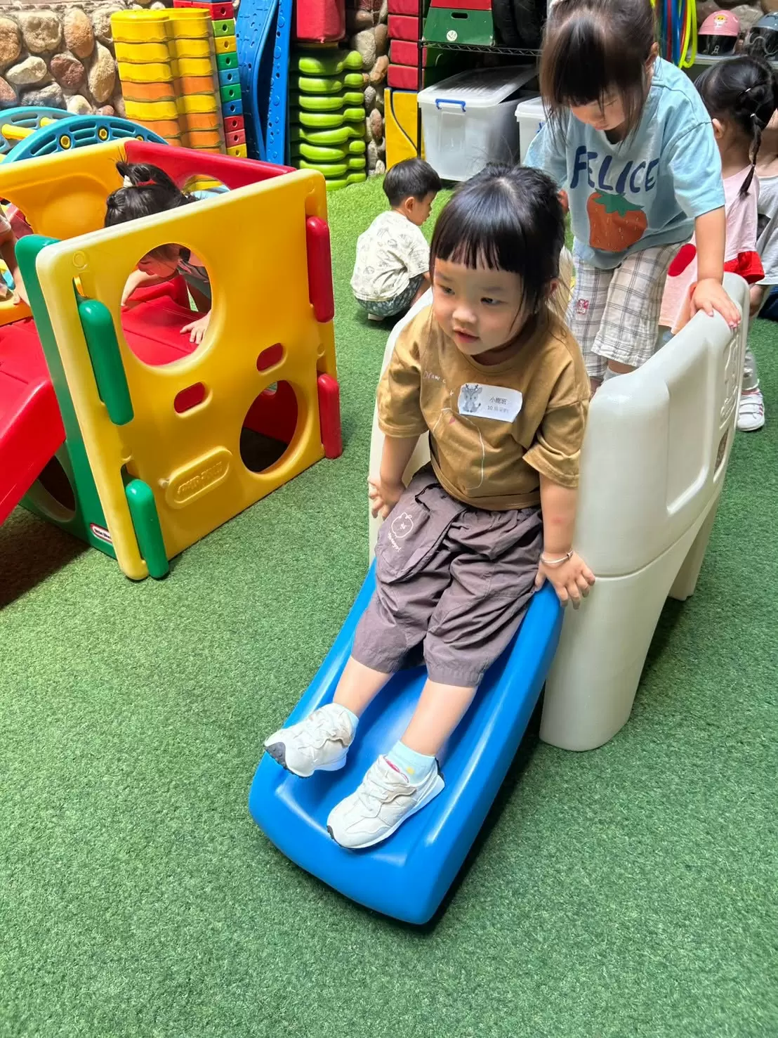 🌈🎒 歡迎新生加入我們的大家庭! 🏡💕 🌈🎒 歡迎新生加入我們的大家庭! 🏡💕