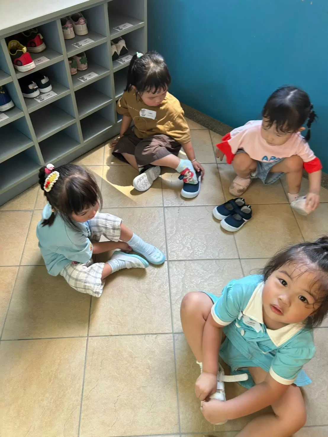 🌈🎒 歡迎新生加入我們的大家庭! 🏡💕 🌈🎒 歡迎新生加入我們的大家庭! 🏡💕