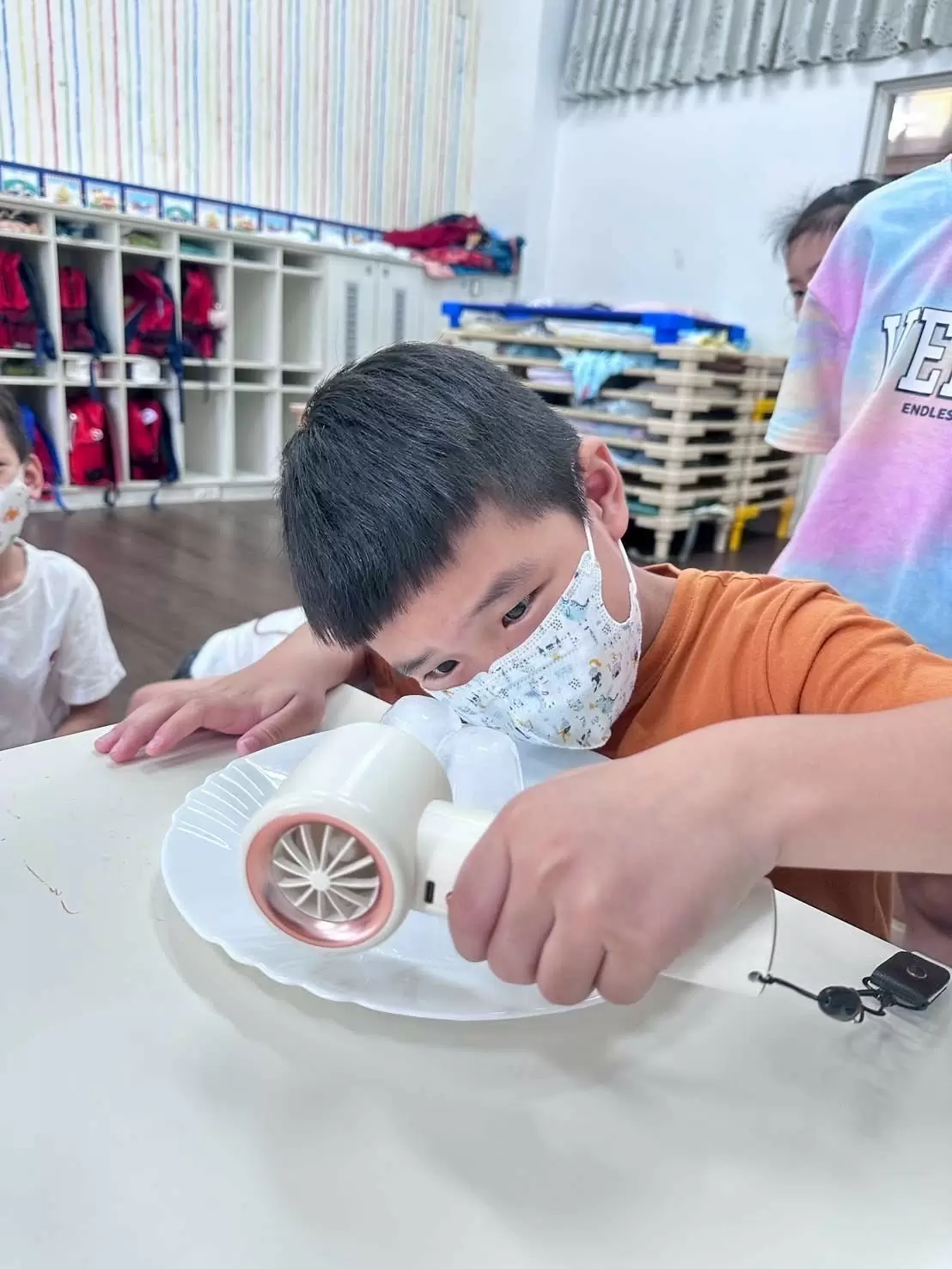 🧊夏日科學小實驗🧪 🧊夏日科學小實驗🧪