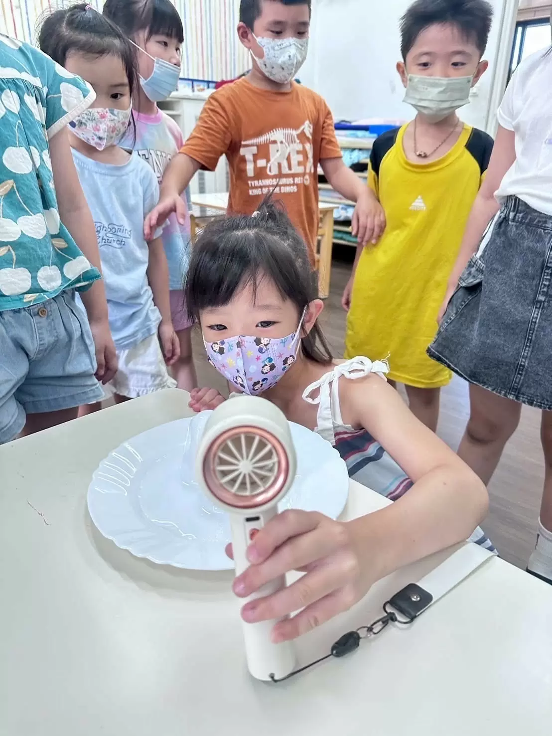 🧊夏日科學小實驗🧪 🧊夏日科學小實驗🧪