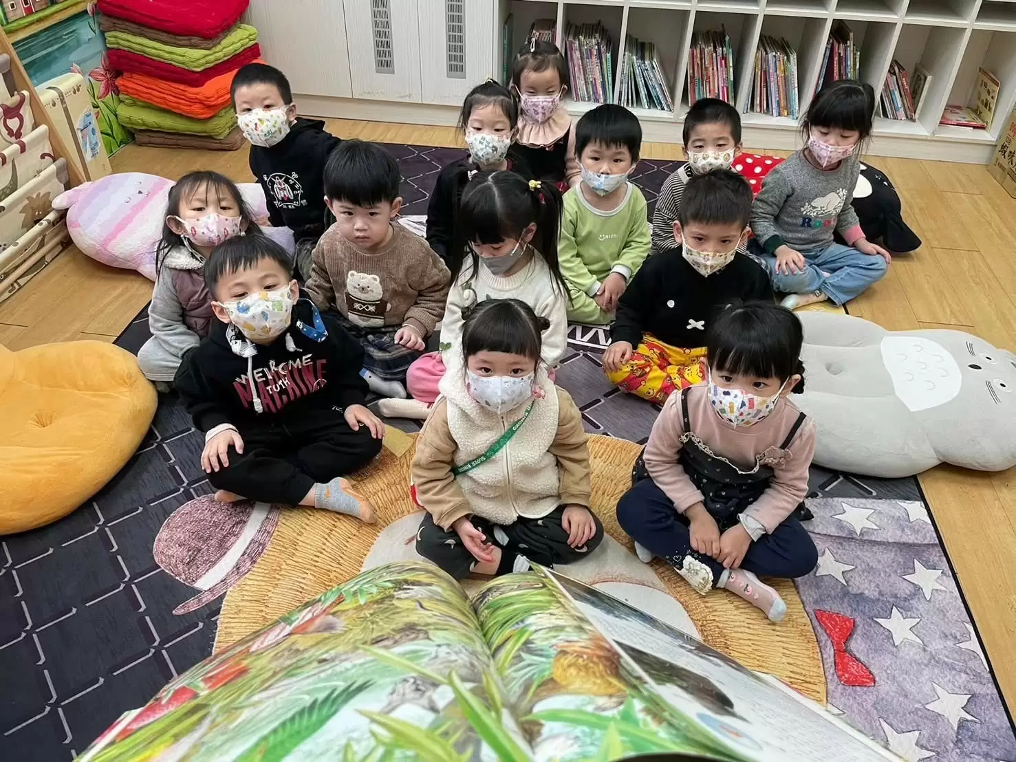 📚✨ 故事欣賞，專注聽故事的時光！👂