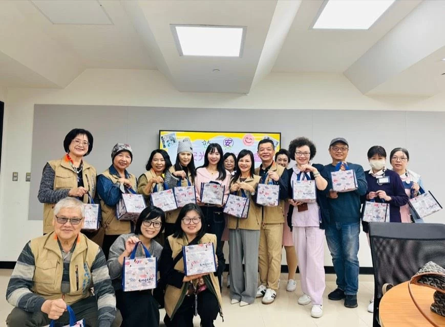 【安安光矅公益協會深耕醫療關懷 2026年新增台大經國分院,以音樂與陪伴,讓醫院充滿溫暖 】 【安安光矅公益協會深耕醫療關懷 2026年新增台大經國分院,以音樂與陪伴,讓醫院充滿溫暖 】