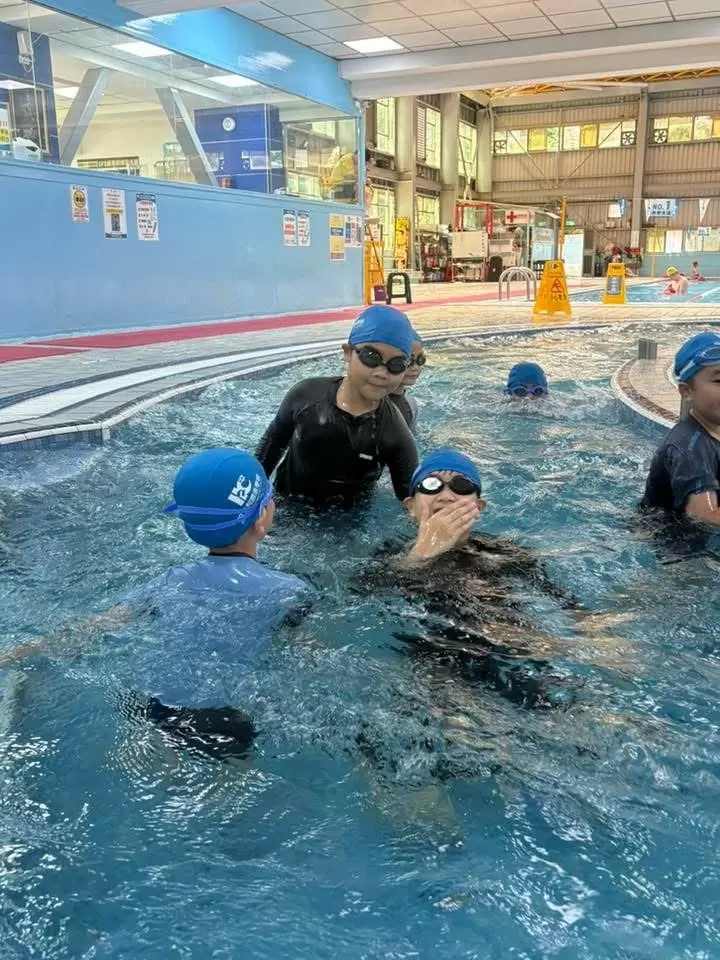 🏊跨域科學夏令營-游泳課🏊 🏊跨域科學夏令營-游泳課🏊