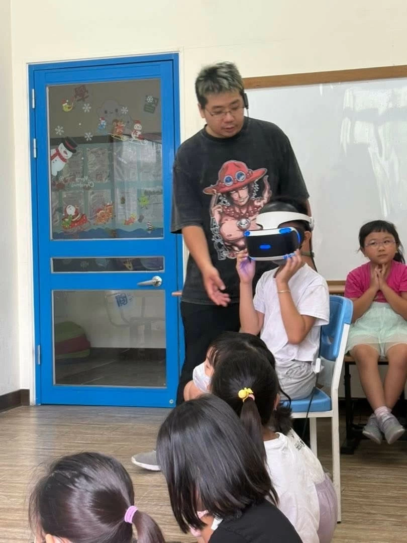 🎮跨域科學夏令營-VR實境體驗🕹️ 🎮跨域科學夏令營-VR實境體驗🕹️