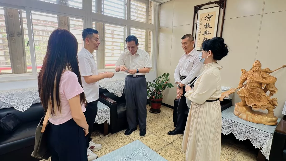 【公益接力不間斷！聖奇幼兒園挺身推動誠正中學讀報計畫】